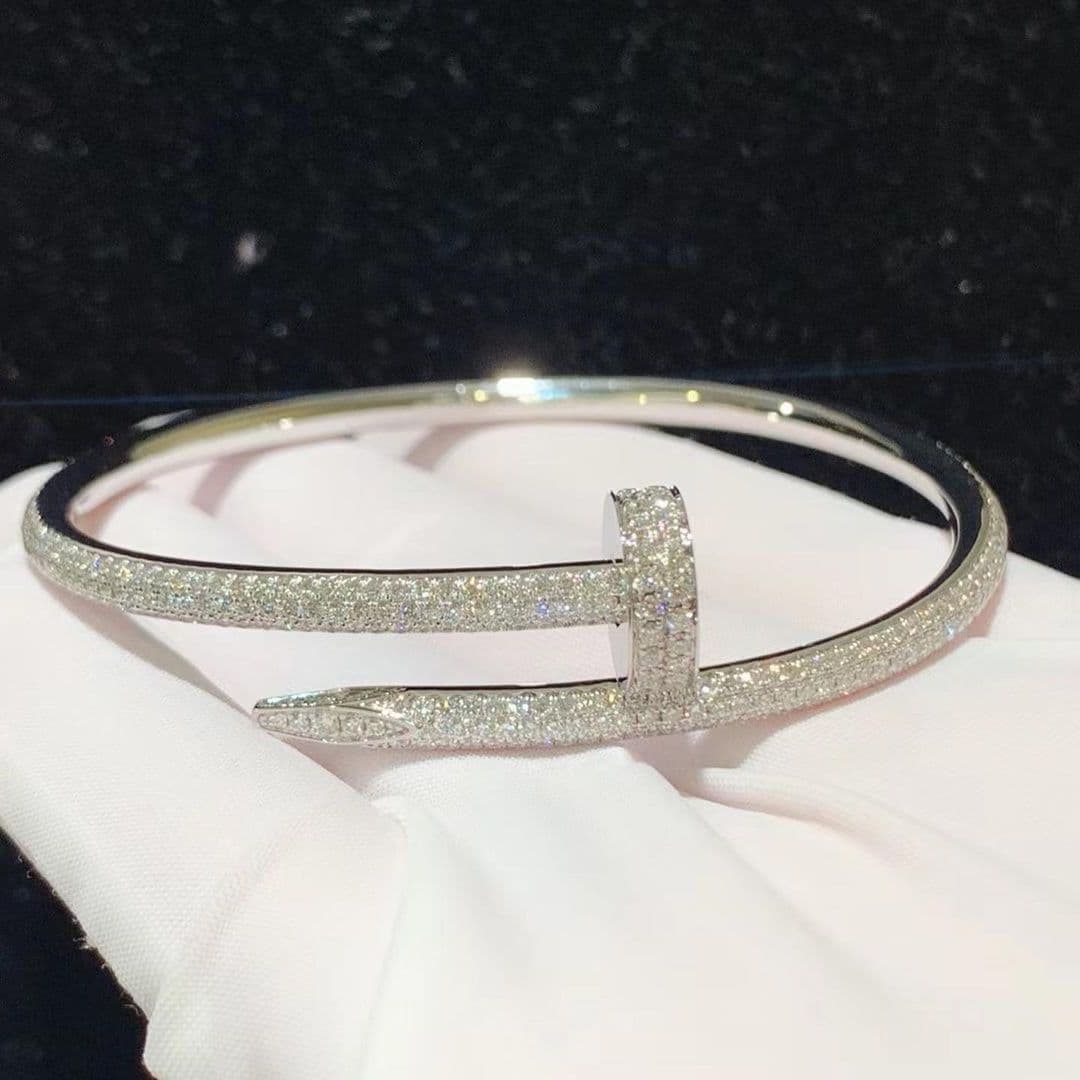 Браслет Cartier Just un Clou, 2,26 ct 2