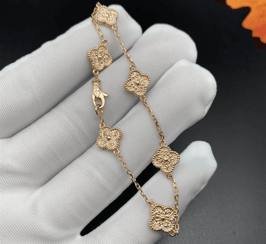 Браслет Van Cleef & Arpels Alhambra 6 мотивов