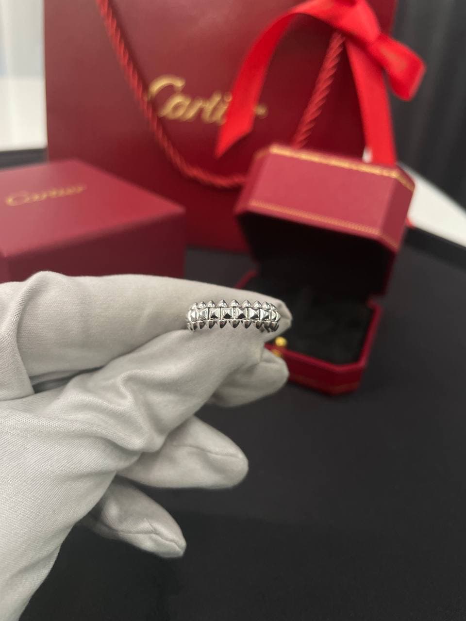 Кольцо Cartier Clash белое золото 4