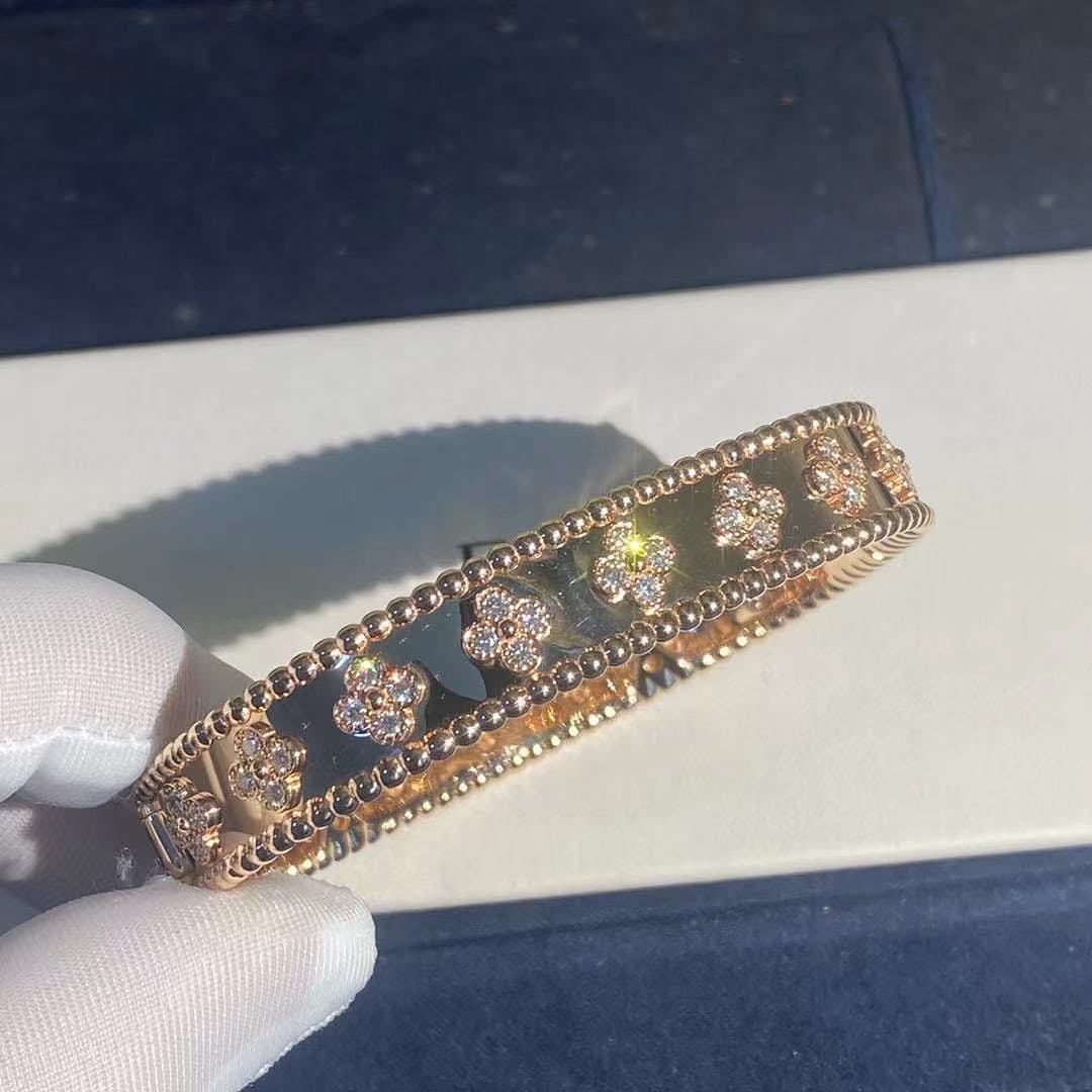 Браслет Van Cleef & Arpels Perlée браслет, 1,51 ct 2