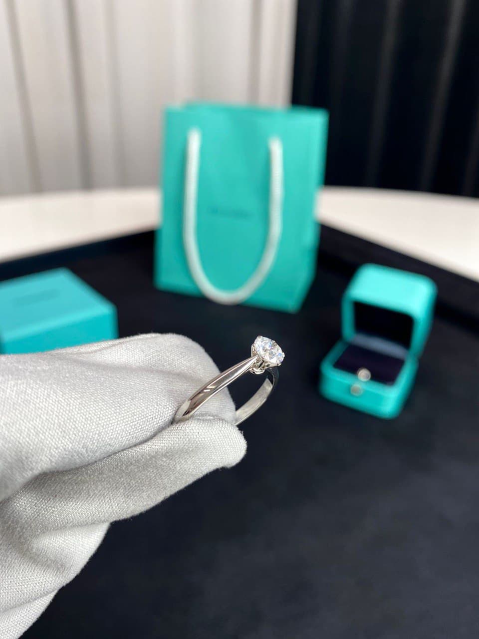 Кольцо Tiffany 0,50ct 7