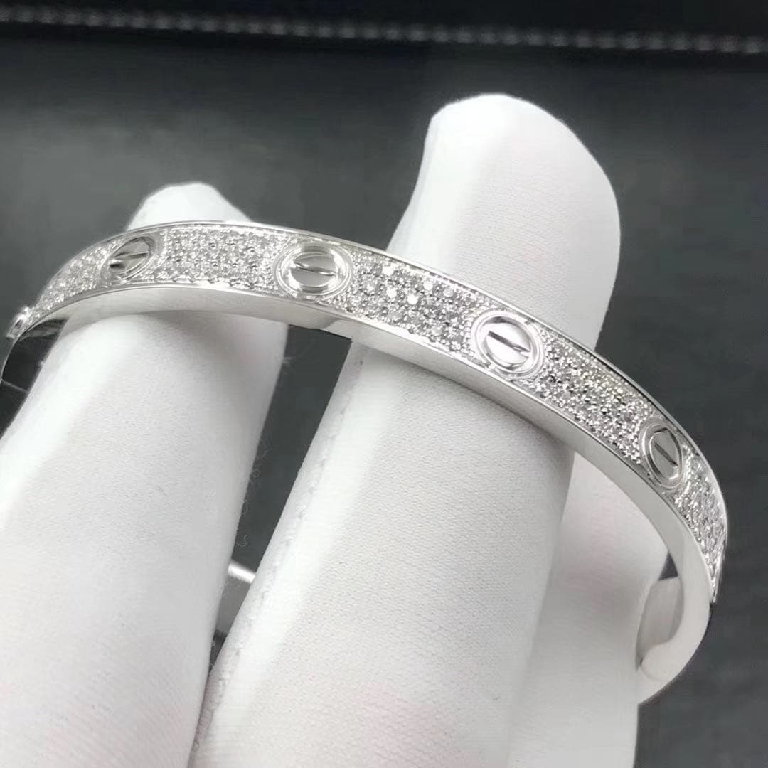 Браслет Cartier Love 204 бриллианта, белое золото 3