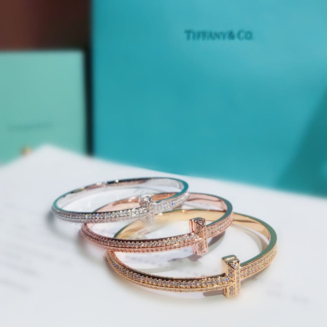 Широкий браслет Tiffany T1