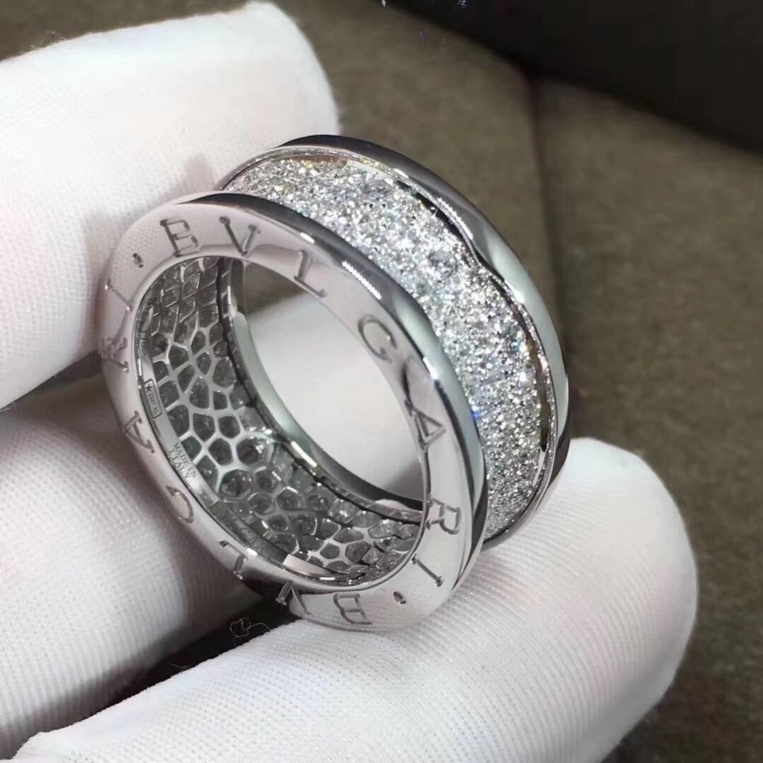 Кольцо Bulgari B.Zero1 бриллианты, белое золото 1
