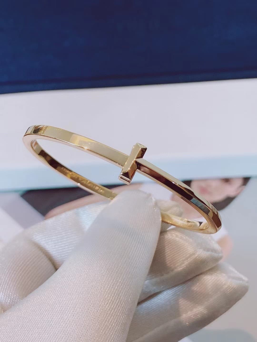 Браслет на шарнире Tiffany T1