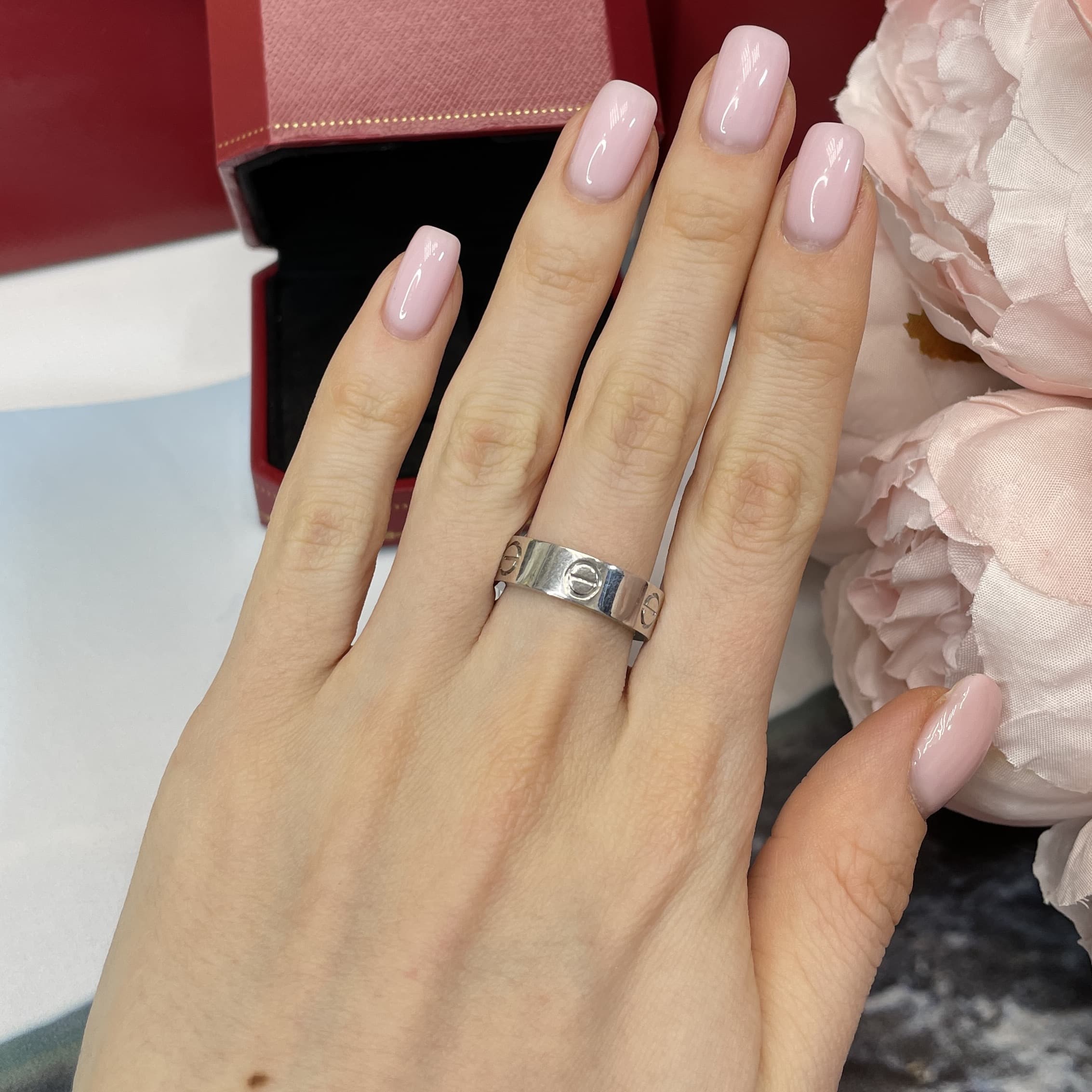 Золотое кольцо Cartier Love 4