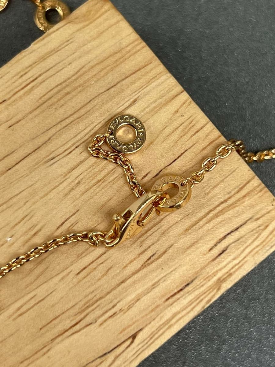 Колье с подвеской Bvlgari Serpenti Viper, желтое золото 2