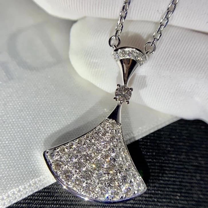 Колье Bvlgari, 0,89 ct 1