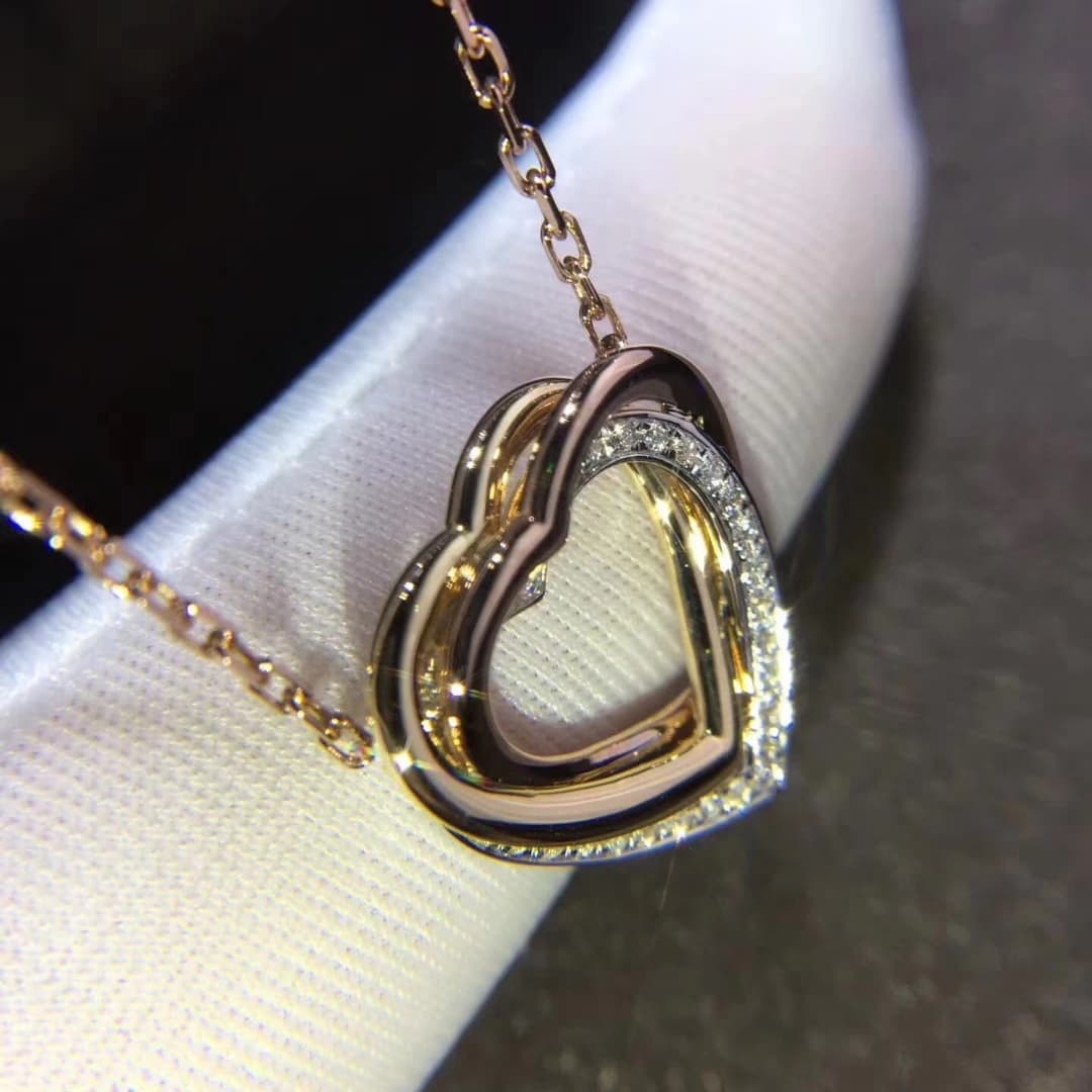 Колье Cartier Trinity из золота, 0,08ct 4