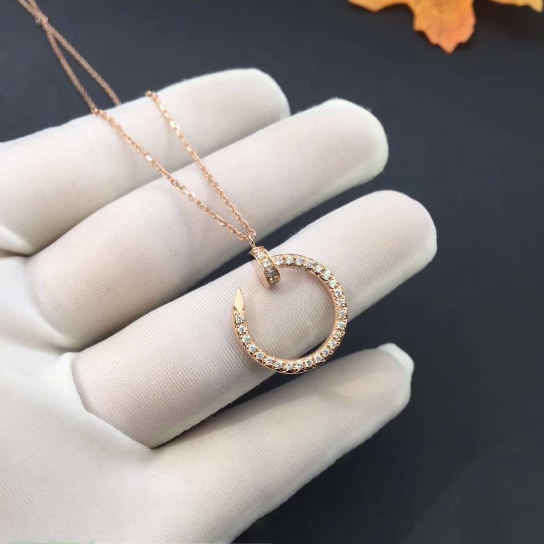Колье Cartier Juste Un Clou, 0,3ct 5
