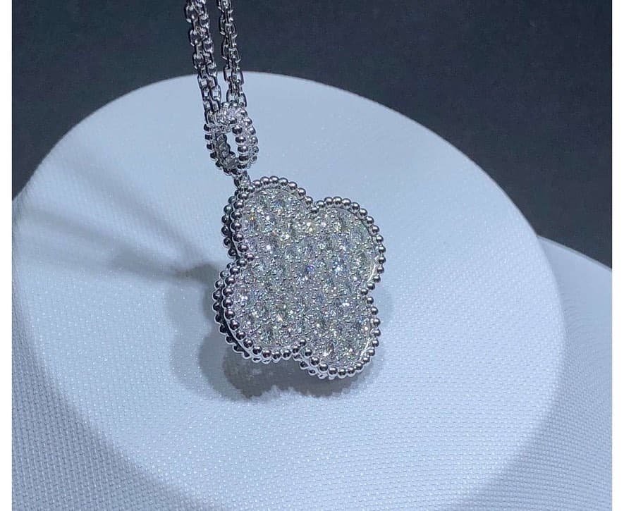 Колье Cartier золото, бриллианты 3,17 ct 1