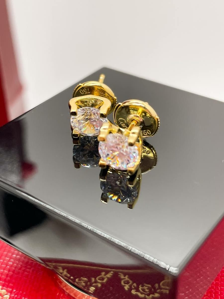 Золотые серьги-пусеты Cartier, золото, бриллианты 1