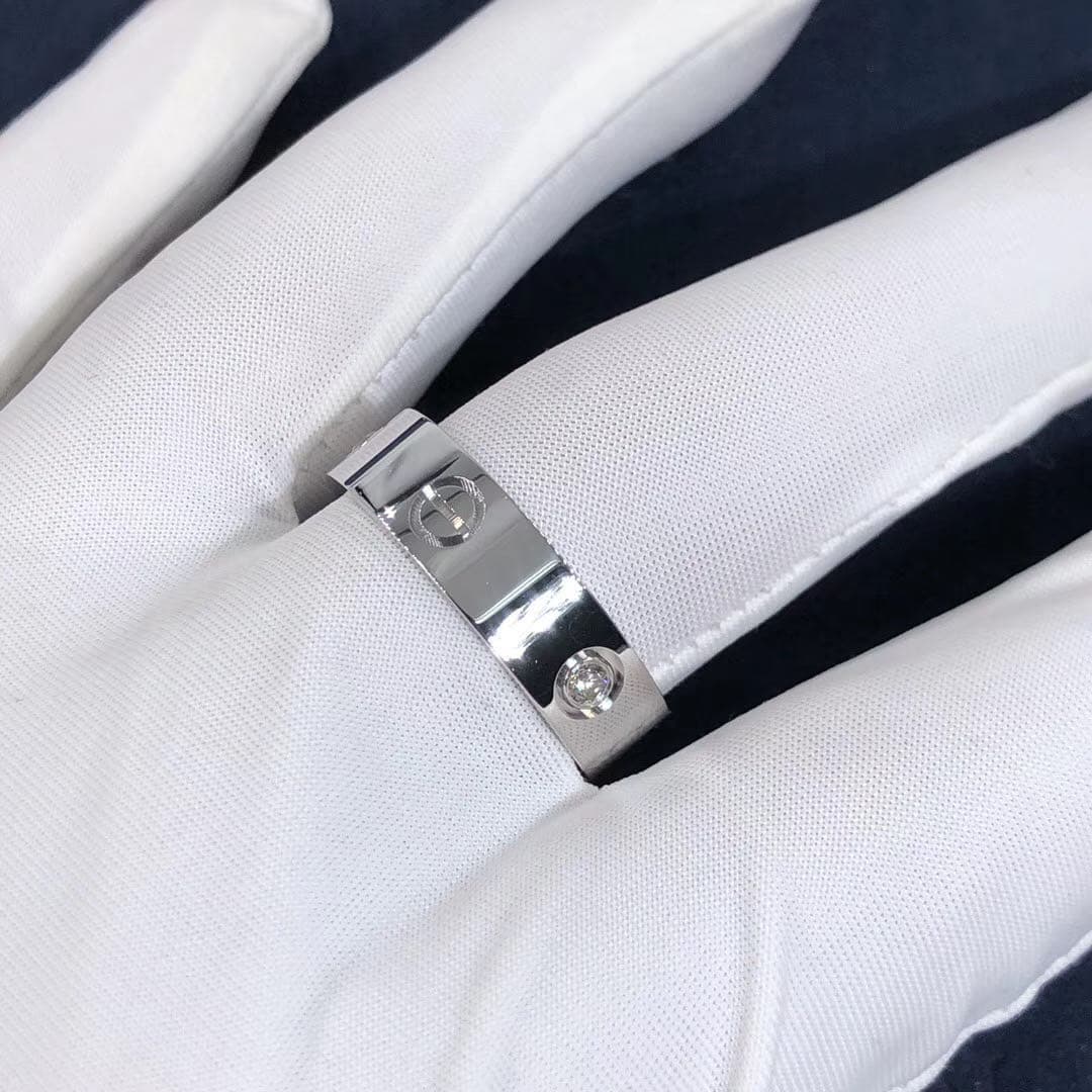 Кольцо Cartier Love 3 бриллианта, белое золото 4