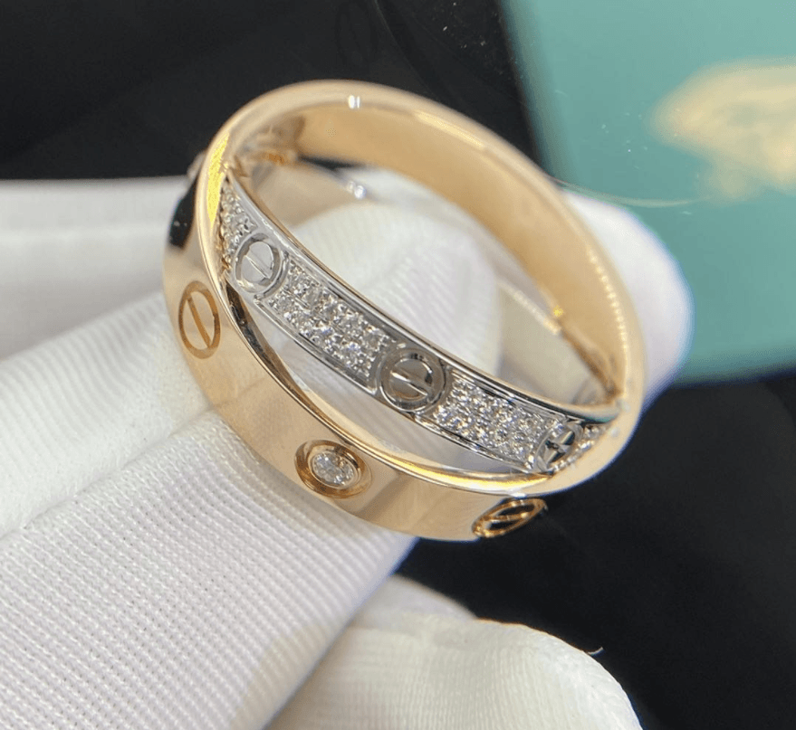 Кольцо Cartier Love с бриллиантовым паве белое, розовое золото 4