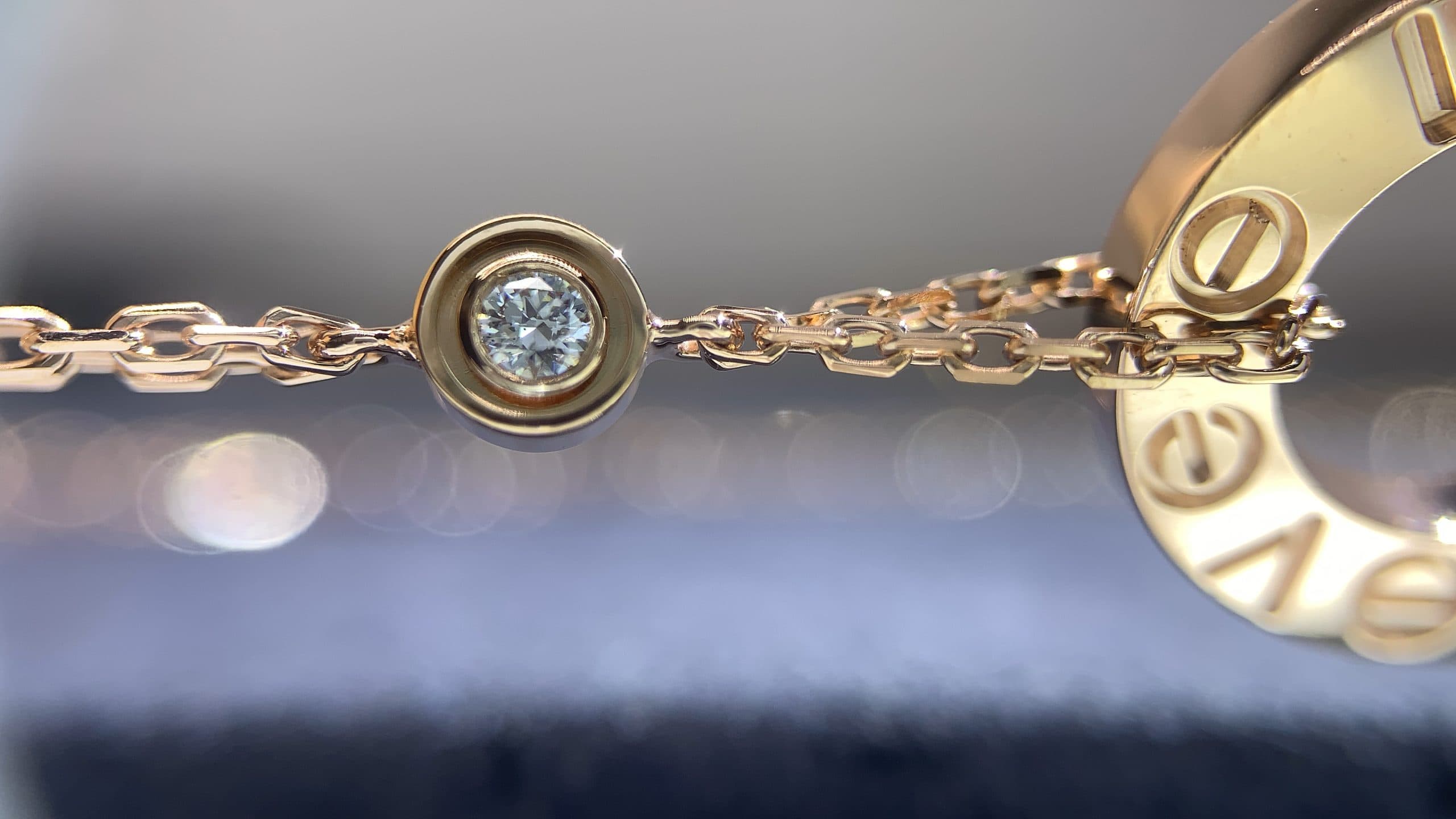 Колье Cartier Love, 0,031ct 2