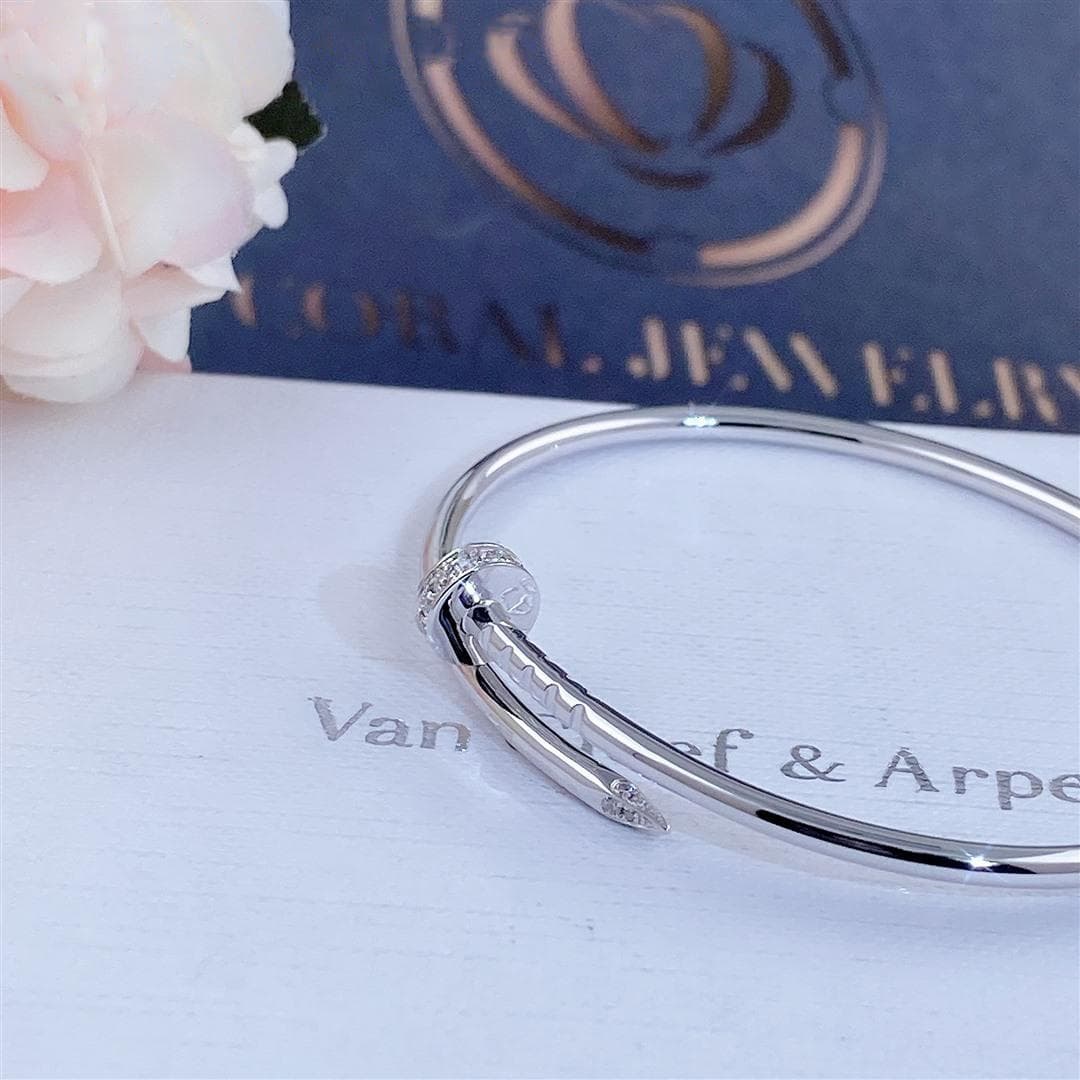 Браслет Cartier, маленькая модель, белое золото, 0,27ct 3