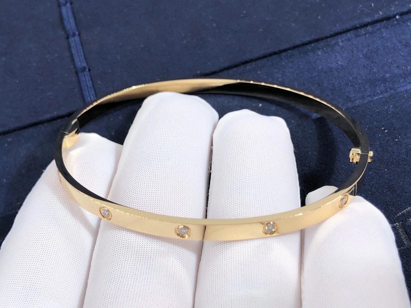 Браслет Cartier Love маленькая модель 10 бриллиантов, желтое золото 6