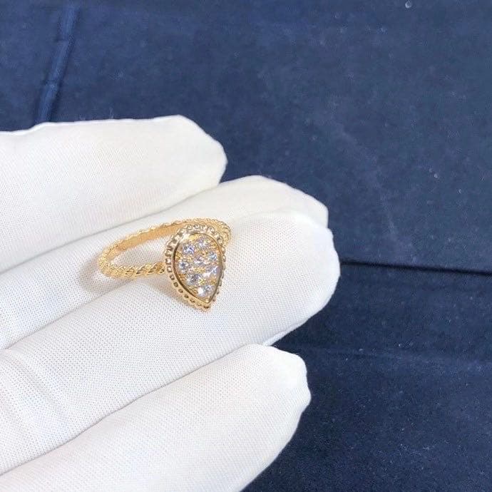 Кольцо Boucheron Serpent Bohème мотив маленького размера желтое золото, бриллианты 7