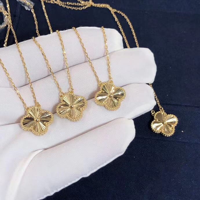 Подвеска Van Cleef & Arpels Vintage Alhambra