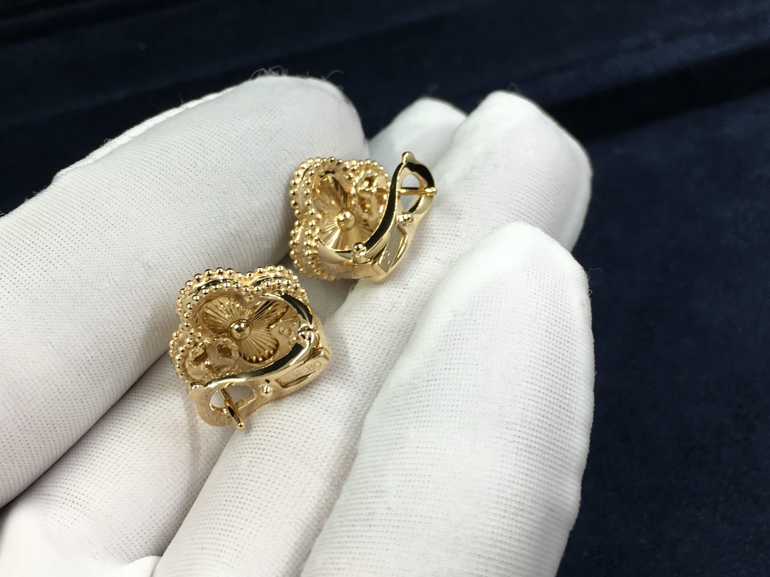 Винтажные серьги Van Cleef Alhambra желтое золото 3