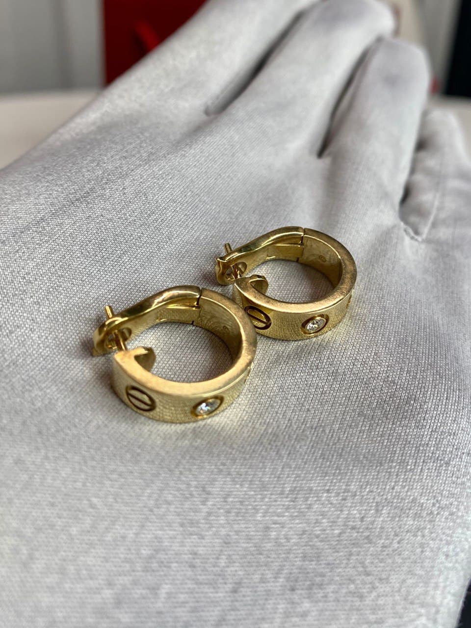 Серьги Cartier Love желтое золото, бриллианты 7
