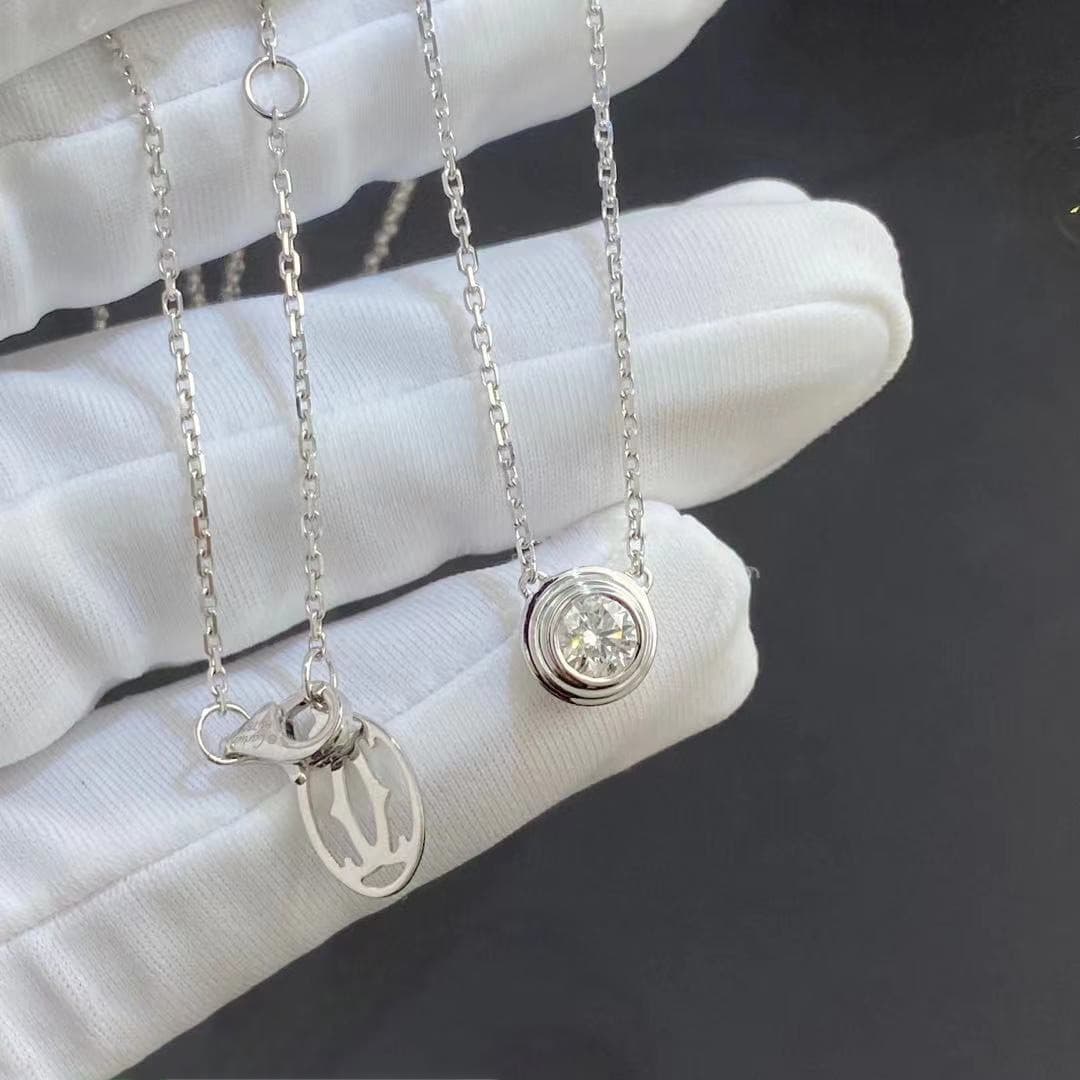 Колье Cartier Diamants Légers, 0,09ct 1