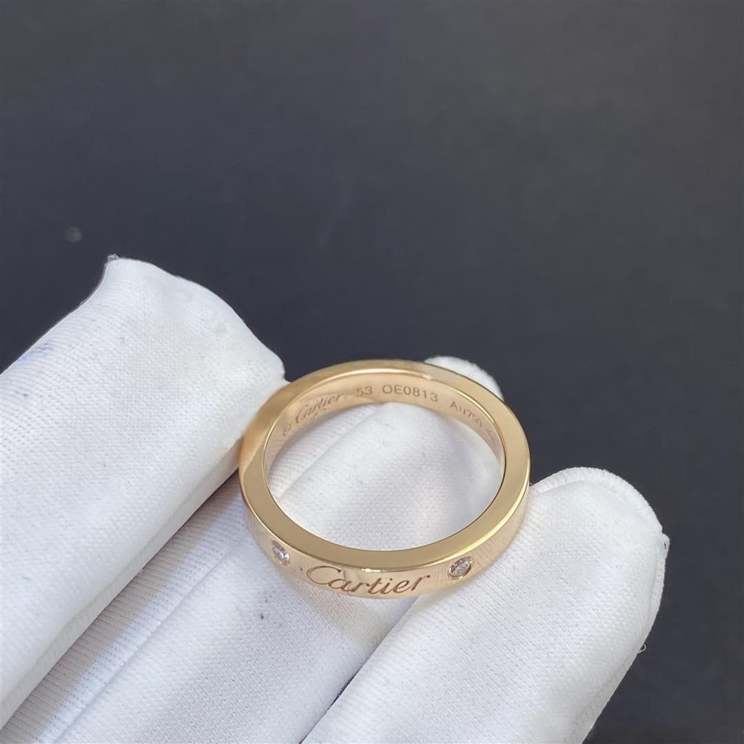 Золотое кольцо Cartier C de Cartier 3