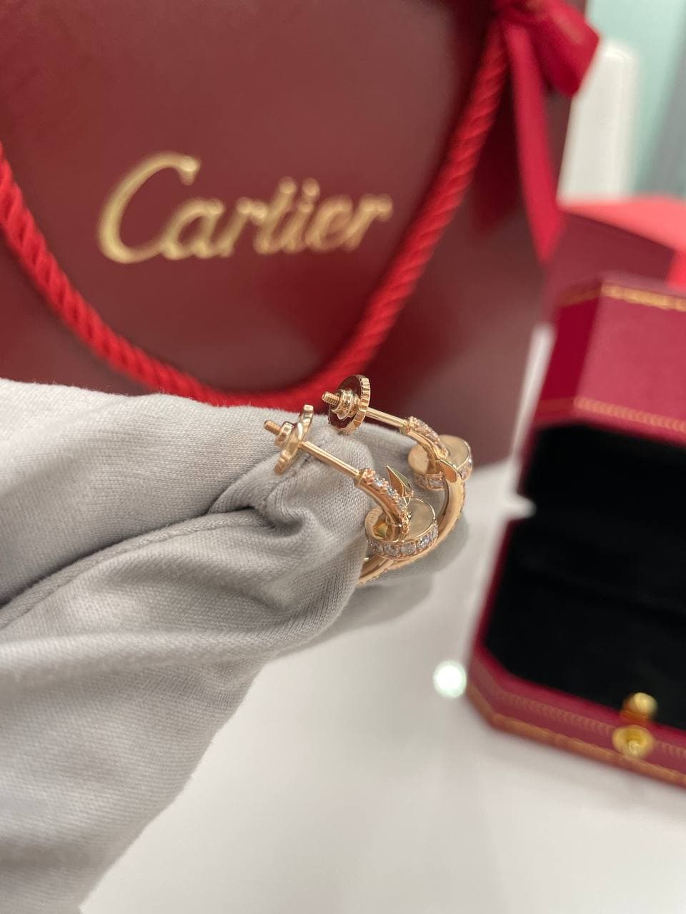 Серьги Cartier Juste un Clou розовое золото, бриллианты 3