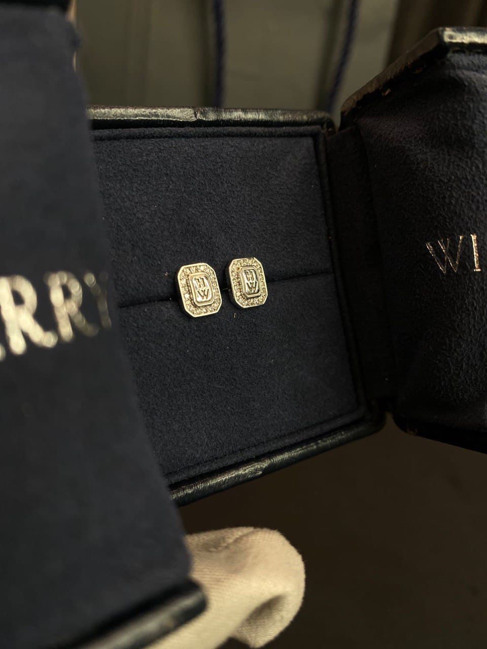 Серьги Harry Winston белое золото, бриллианты