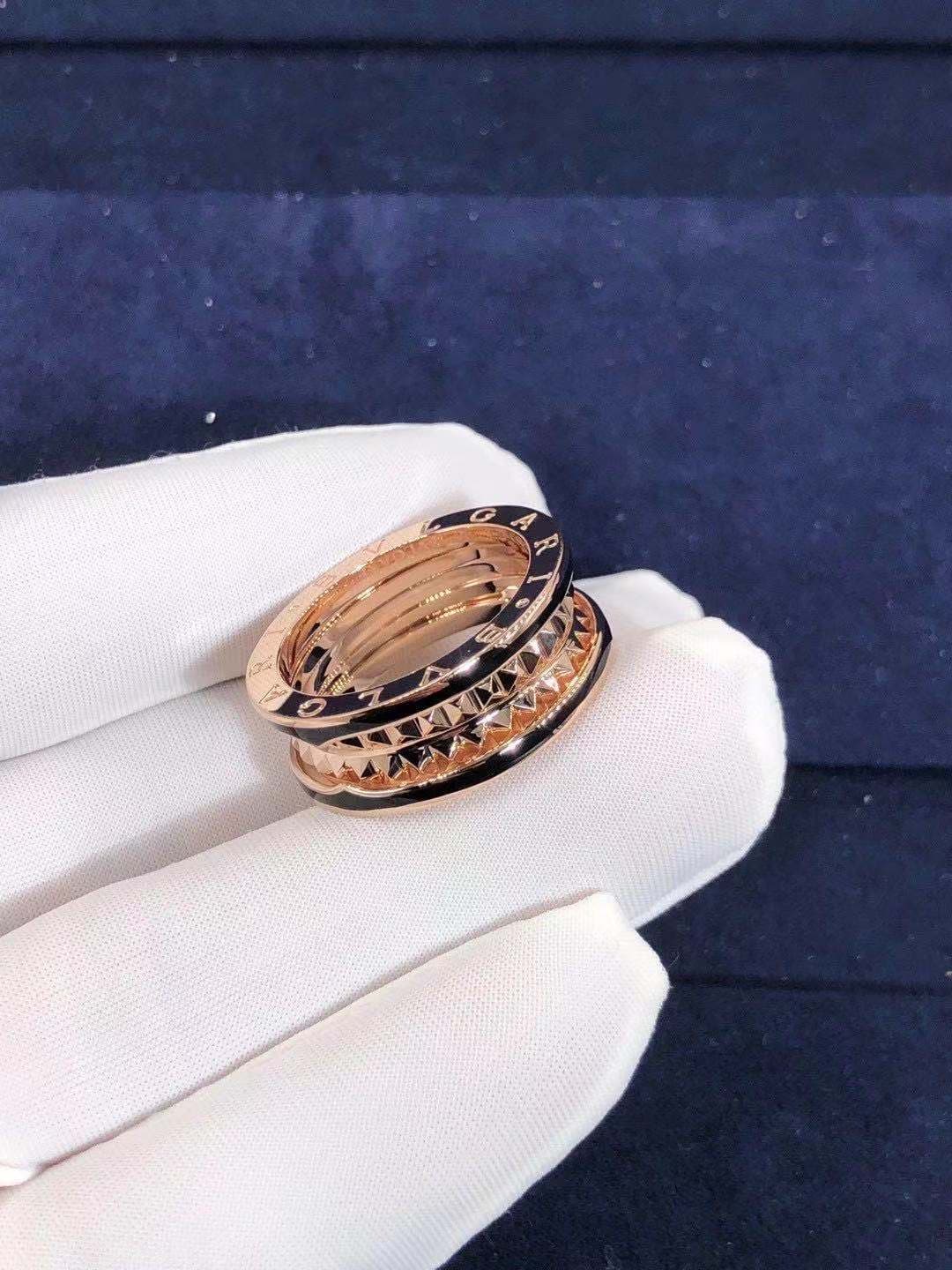 Кольцо Bvlgari с керамикой 2