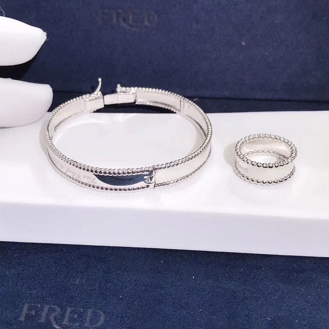 Браслет Van Cleef & Arpels Perlee Signature белое золото 6