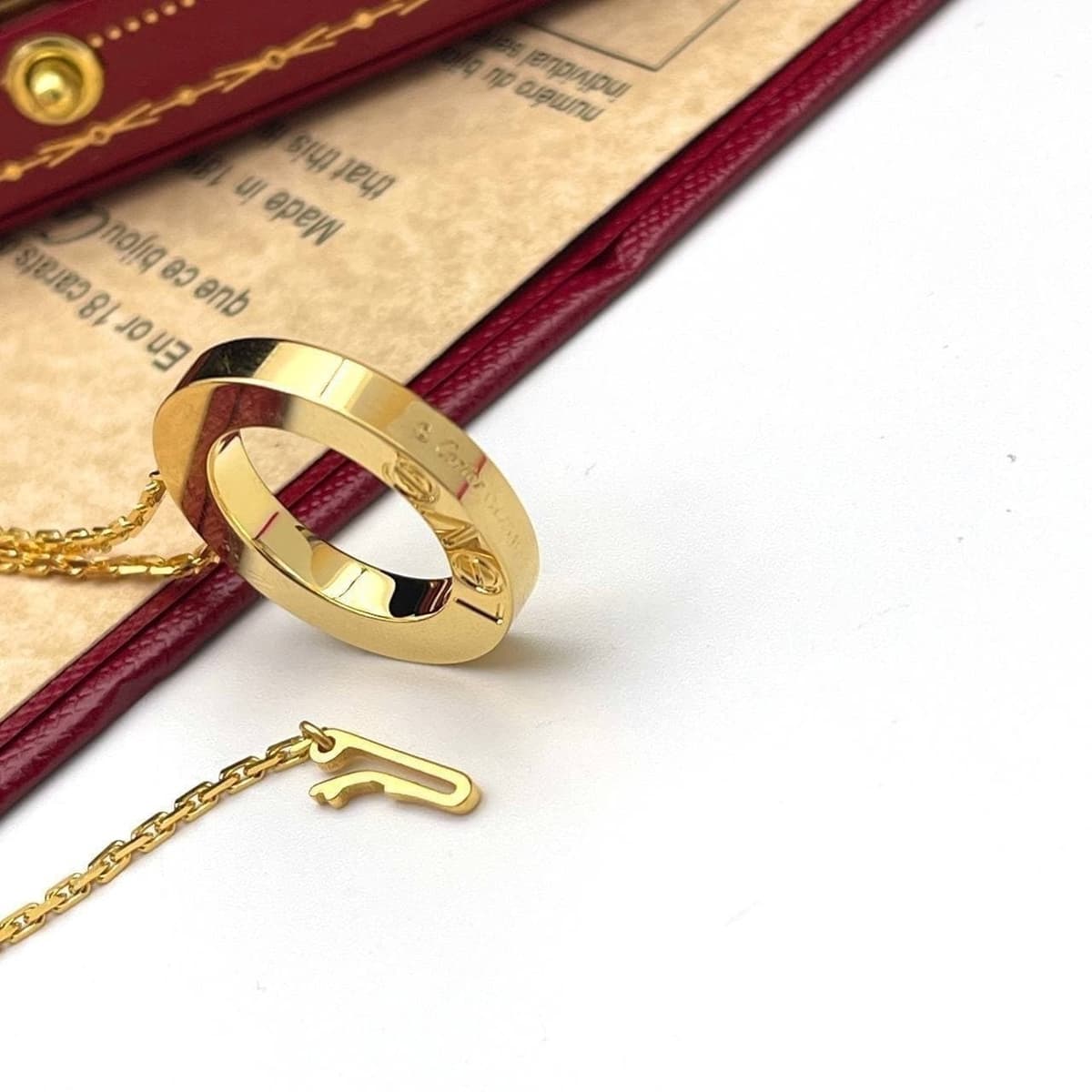 Колье Cartier Love, желтое золото 2