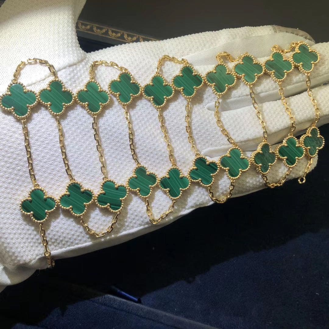 Колье Van Cleef & Arpels c 20 мотивами желтое золото, малахиты 2