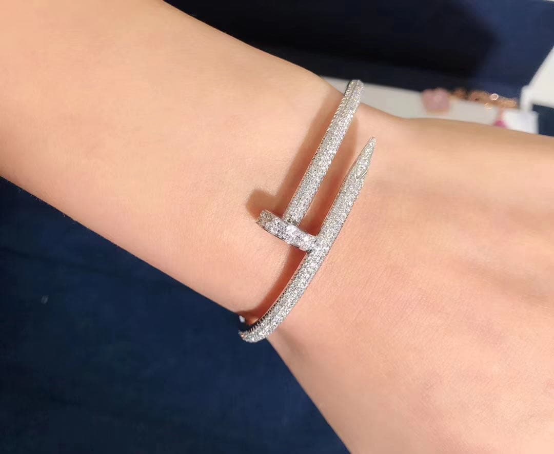 Браслет Cartier Juste un Clou классическая модель белое золото, бриллианты 7