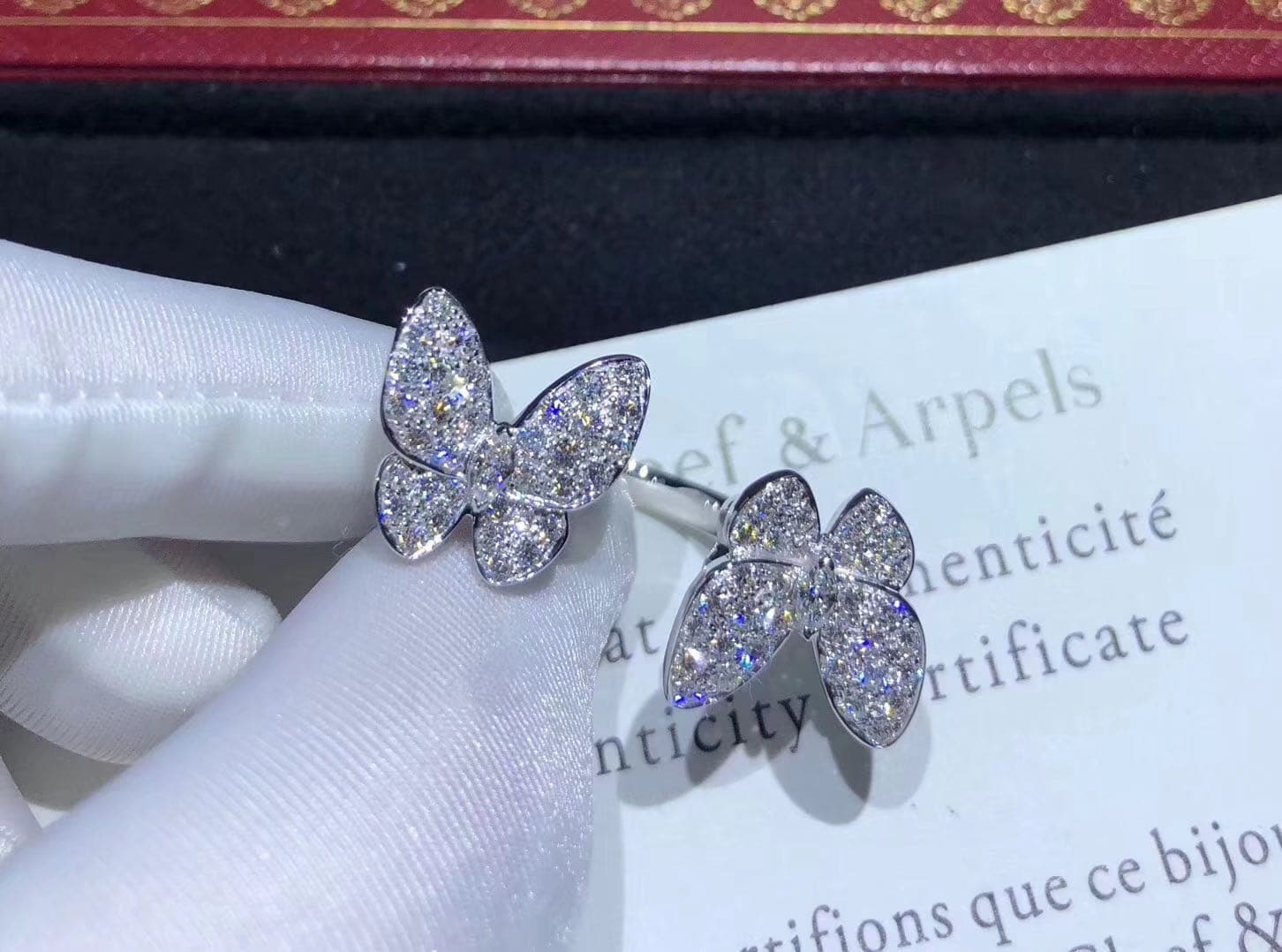 Кольцо Van Cleef & Arpels белое золото, бриллианты 3