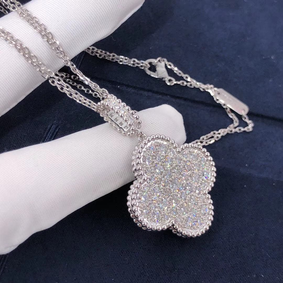 Подвеска Van Cleef & Arpels Magic Alhambra белое золото, бриллианты 1
