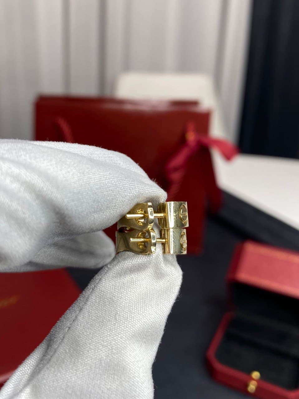 Серьги Cartier Love желтое золото, бриллианты 4