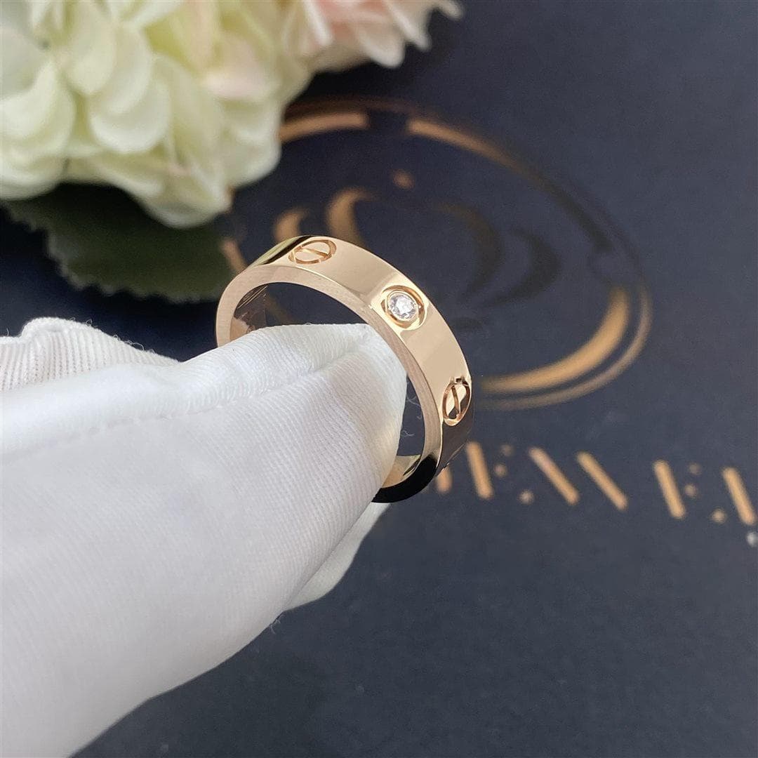 Обручальное кольцо Cartier Love, розовое золото 1