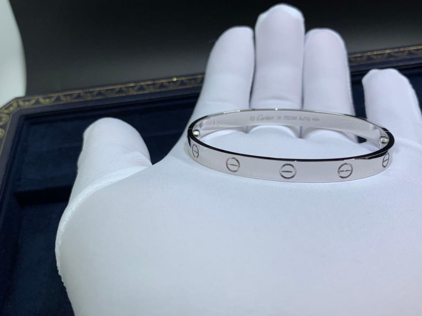 Браслет Cartier Love белое золото 2