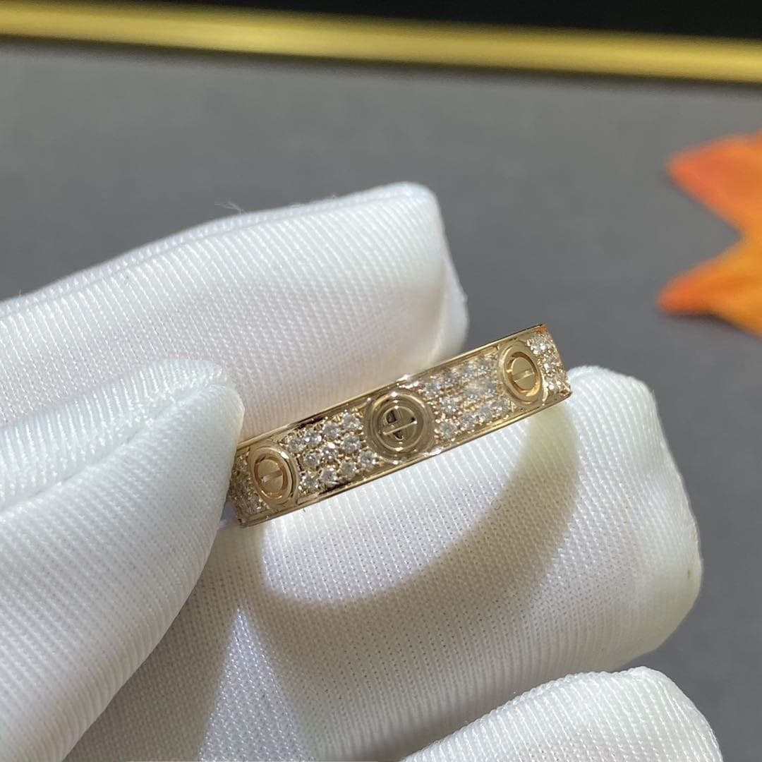 Кольцо Cartier Love с бриллиантовым паве 0,23ct 2