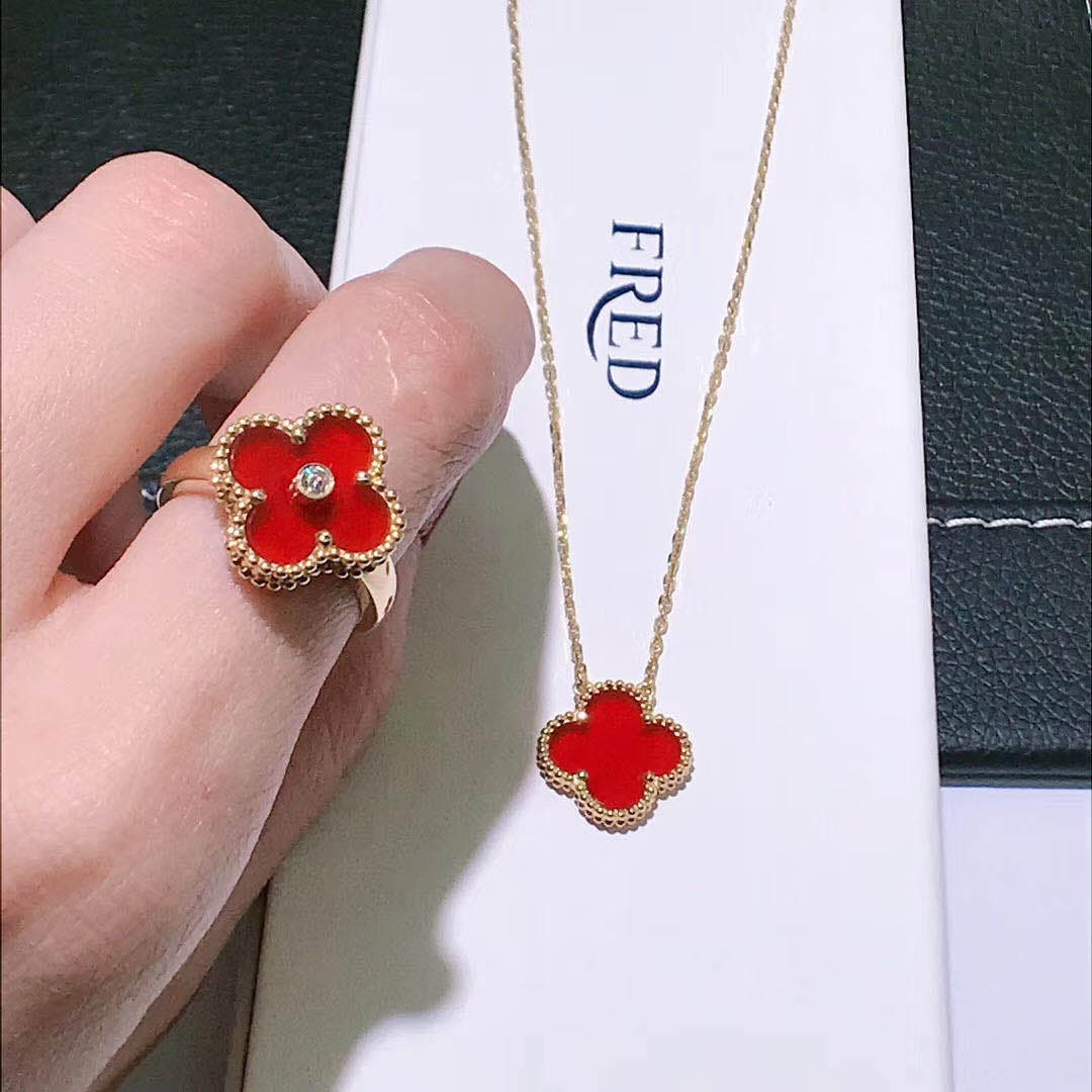 Кольцо Van Cleef & Arpels желтое золото, сердолик, бриллиант 6