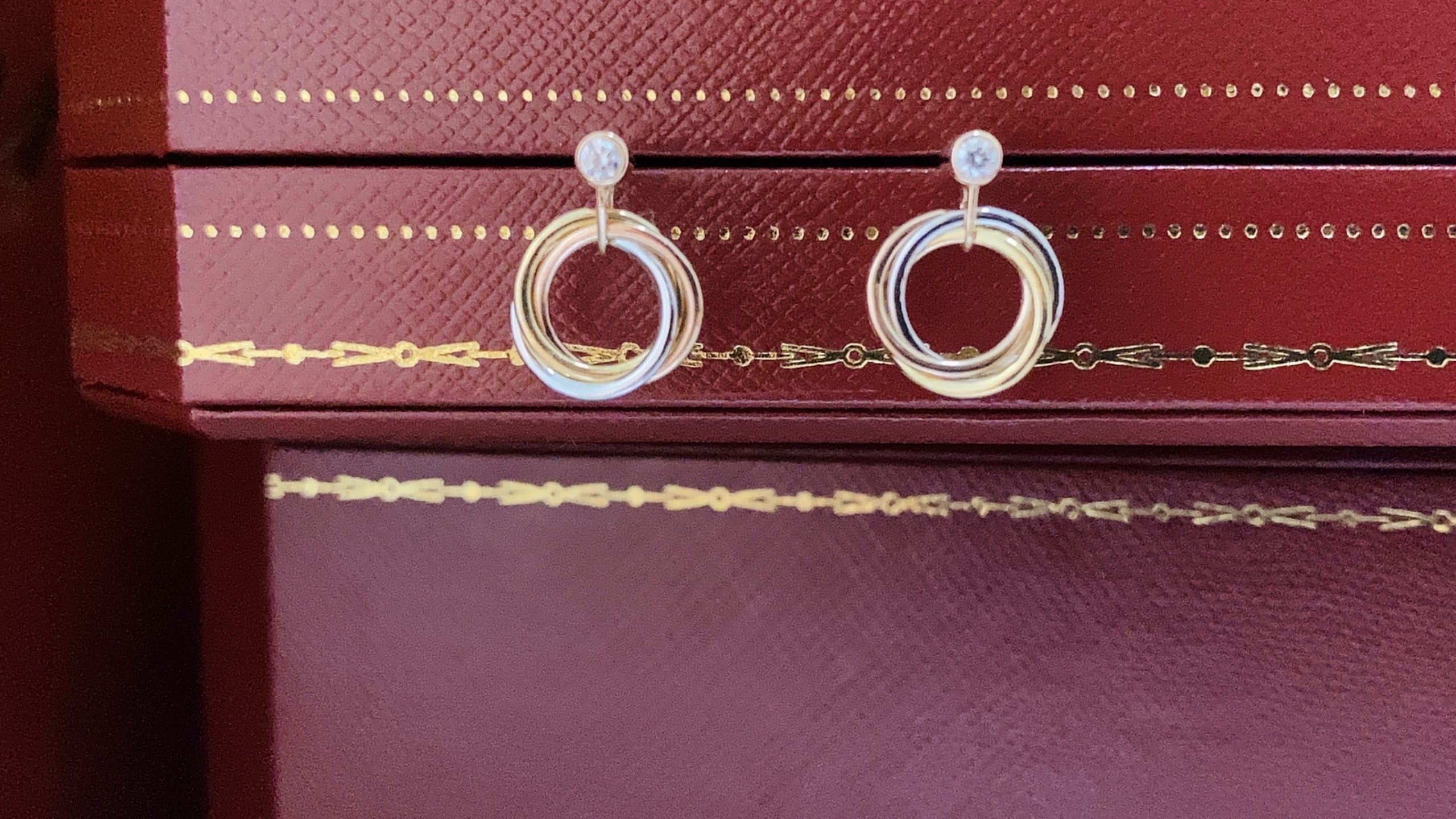 Серьги Cartier Trinity, белое золото, 0,08ct 4