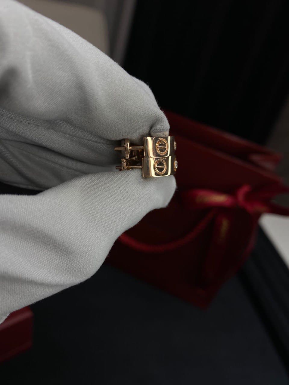 Серьги Cartier Love розовое золото, бриллианты 5