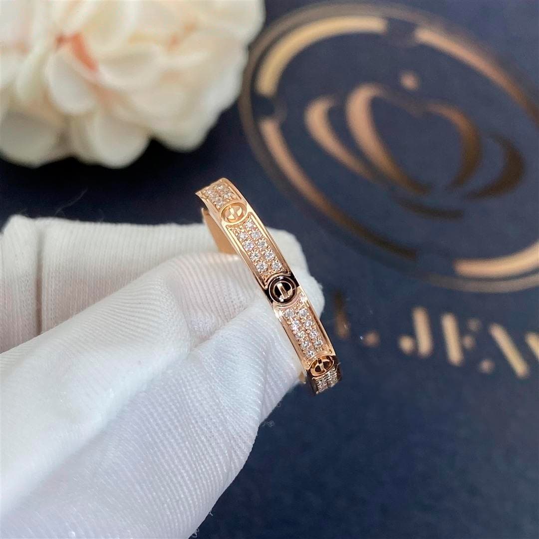Кольцо Cartier Love, small модель, 0,1ct 4
