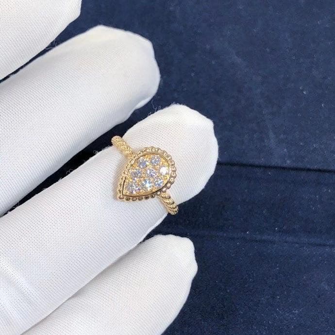 Кольцо Boucheron Serpent Bohème мотив маленького размера желтое золото, бриллианты 4