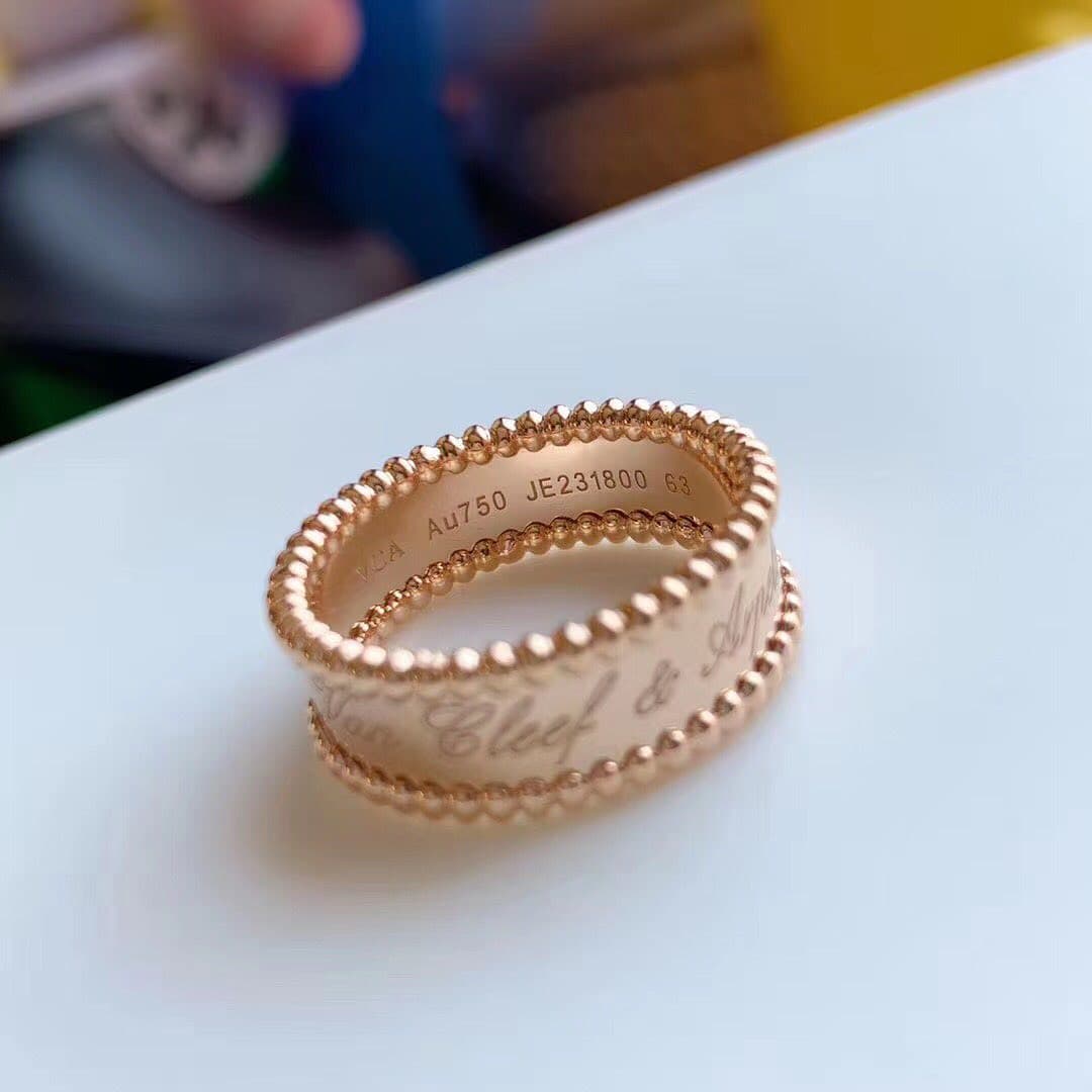 Кольцо Van Cleef & Arpels Perlée 2