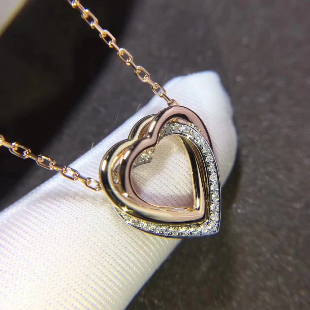 Колье Cartier Trinity из золота, 0,08ct 3