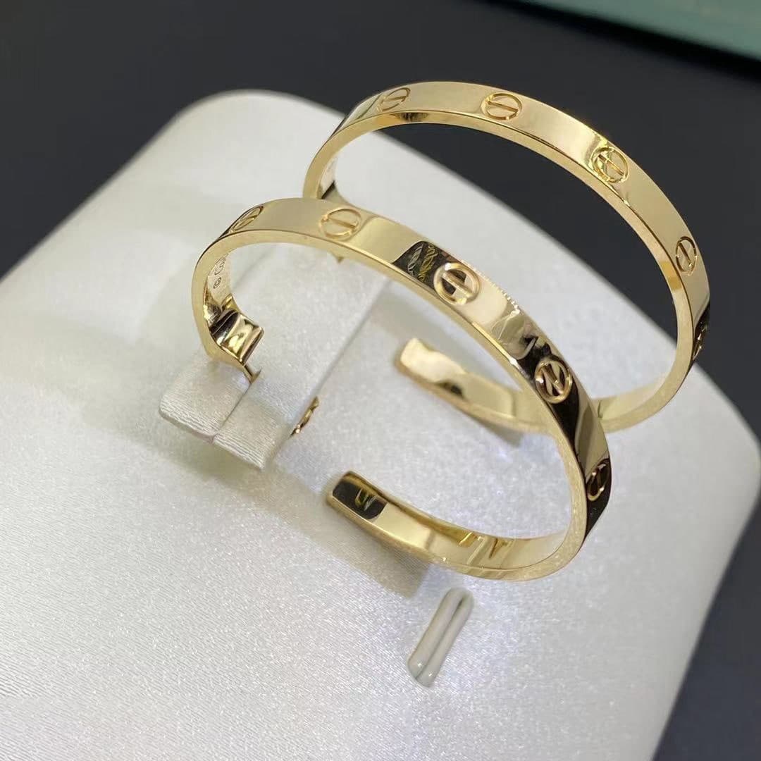 Серьги Cartier Love из желтого золота 6