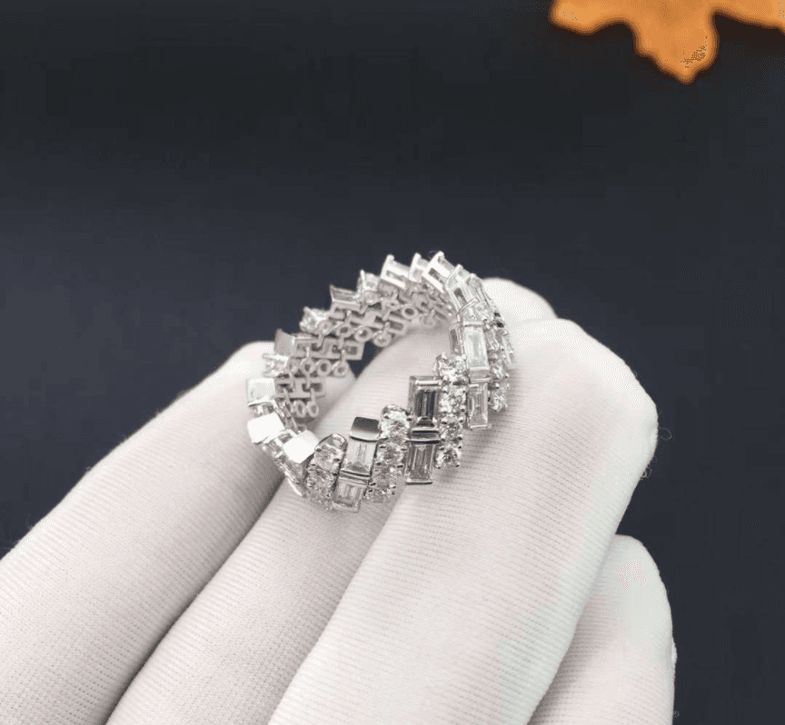 Кольцо Cartier Reflection с бриллиантами