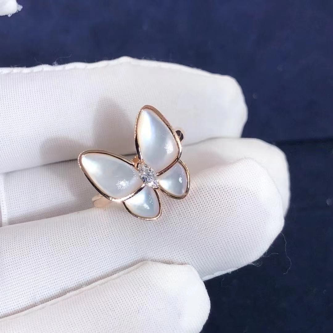 Кольцо Van Cleef & Arpels из золота с перламутром 2